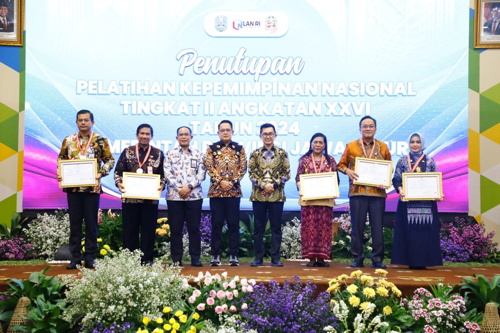 Tutup PKN II BPSDM Jatim, Pj Gubernur Adhy Apresiasi Inovasi Terbaik dan Minta Alumni Jadi Agent Of Change
