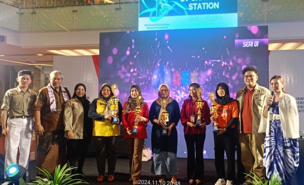 FIJ Bojonegoro Raih Penghargaan Stand Omzet Tertinggi di JEEF 2024