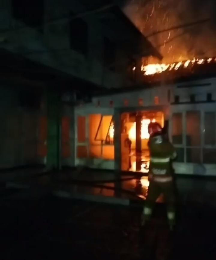 Kasatreskrim Akan Dalami Akibat Kebakaran Eks Gedung Dinkes Bojonegoro