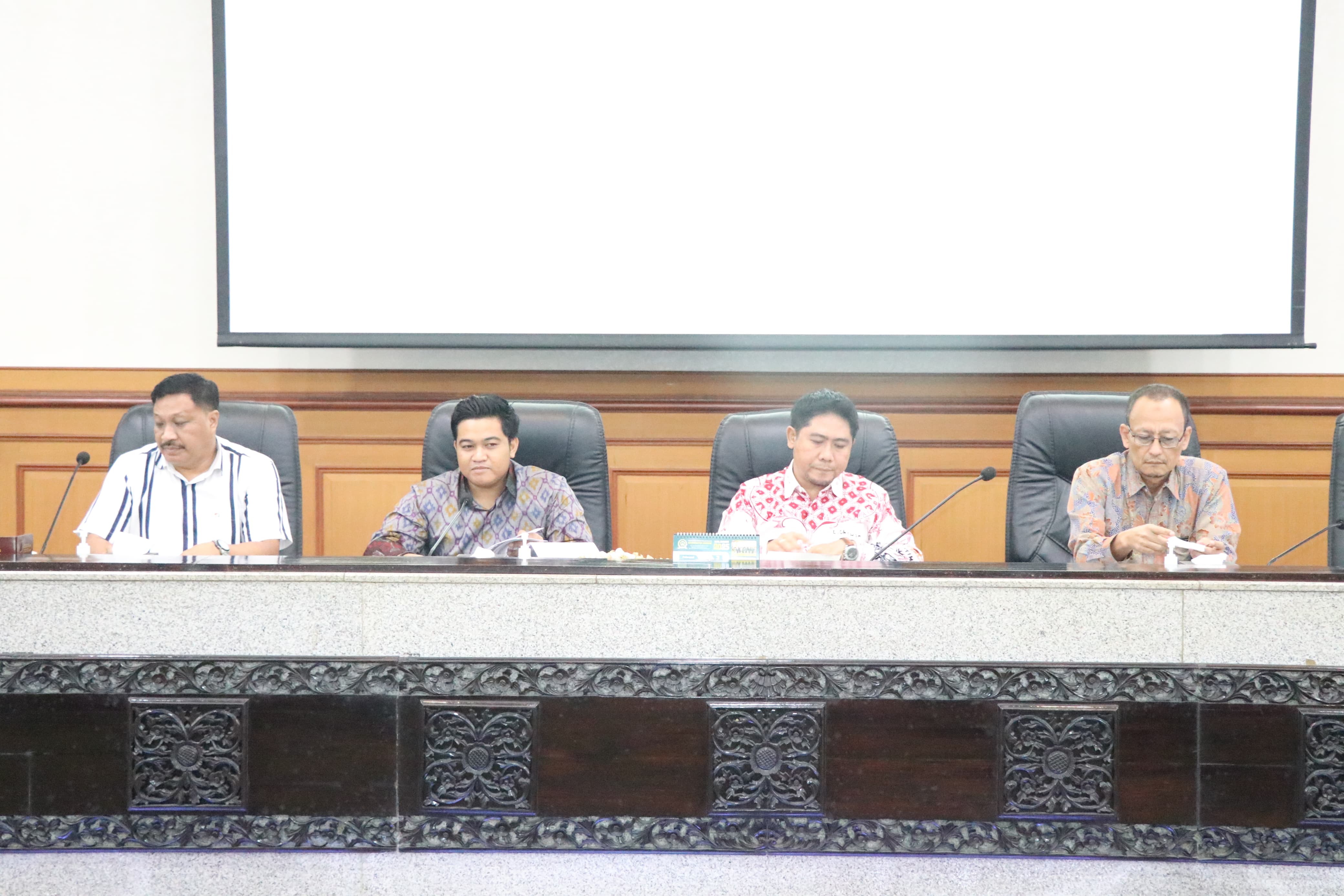 APBD Gresik 2024 Surplus Tapi Target Pendapatan Meleset, Kok Bisa?