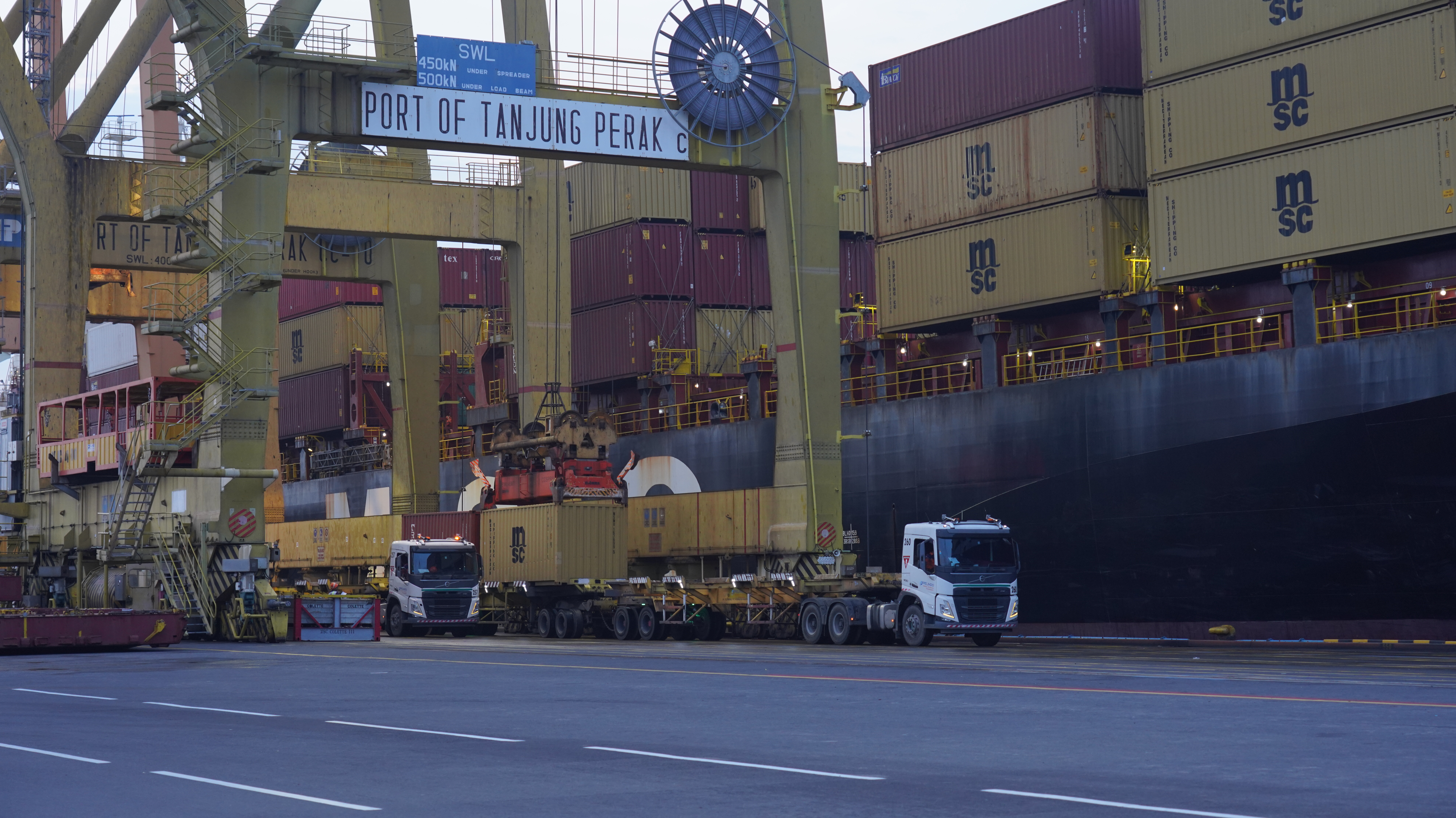 Sampai Agustus 2025, Arus Peti Kemas Internasional TPS Tembus 988.526 TEUs