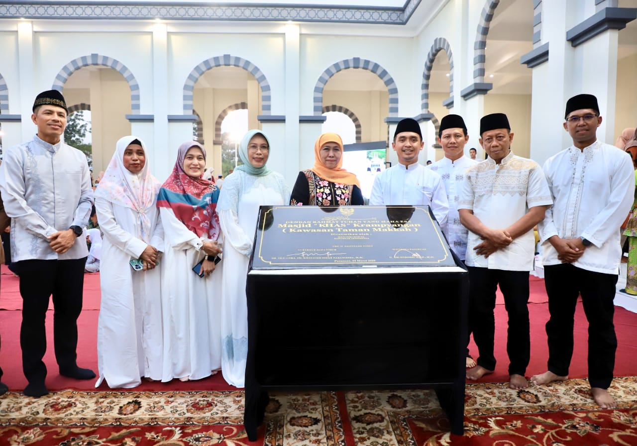 Gubernur Khofifah Resmikan Masjid KHAS Krampyangan, Optimistis akan Menjadi Pusat Edukasi Keislaman di Kota Pasuruan