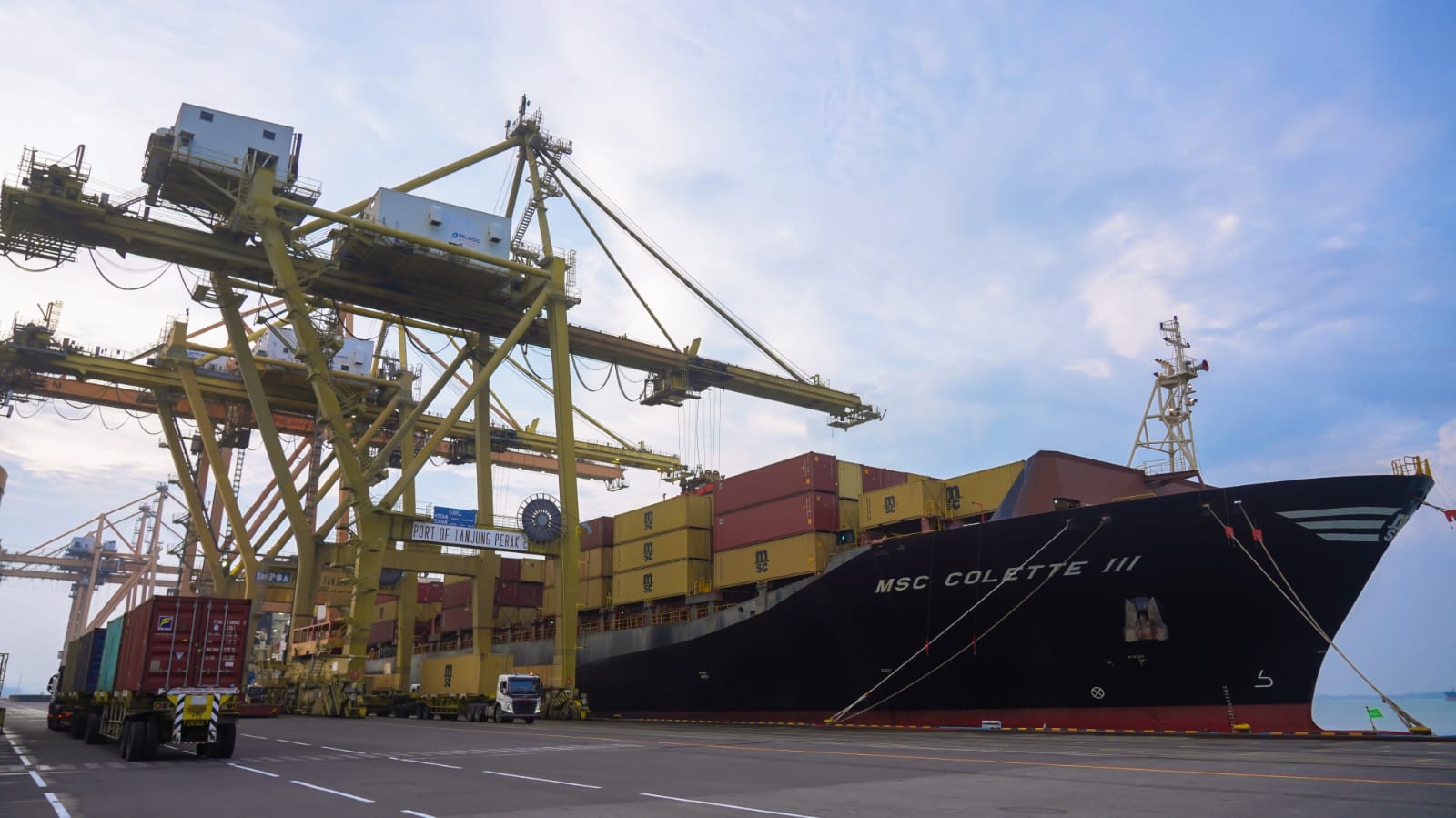 Arus Peti Kemas TPS pada Bulan Februari 2025 Meningkat