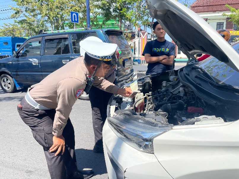 Sebanyak 105 Kendaraan Terjaring di Operasi Patuh Pajak 2025