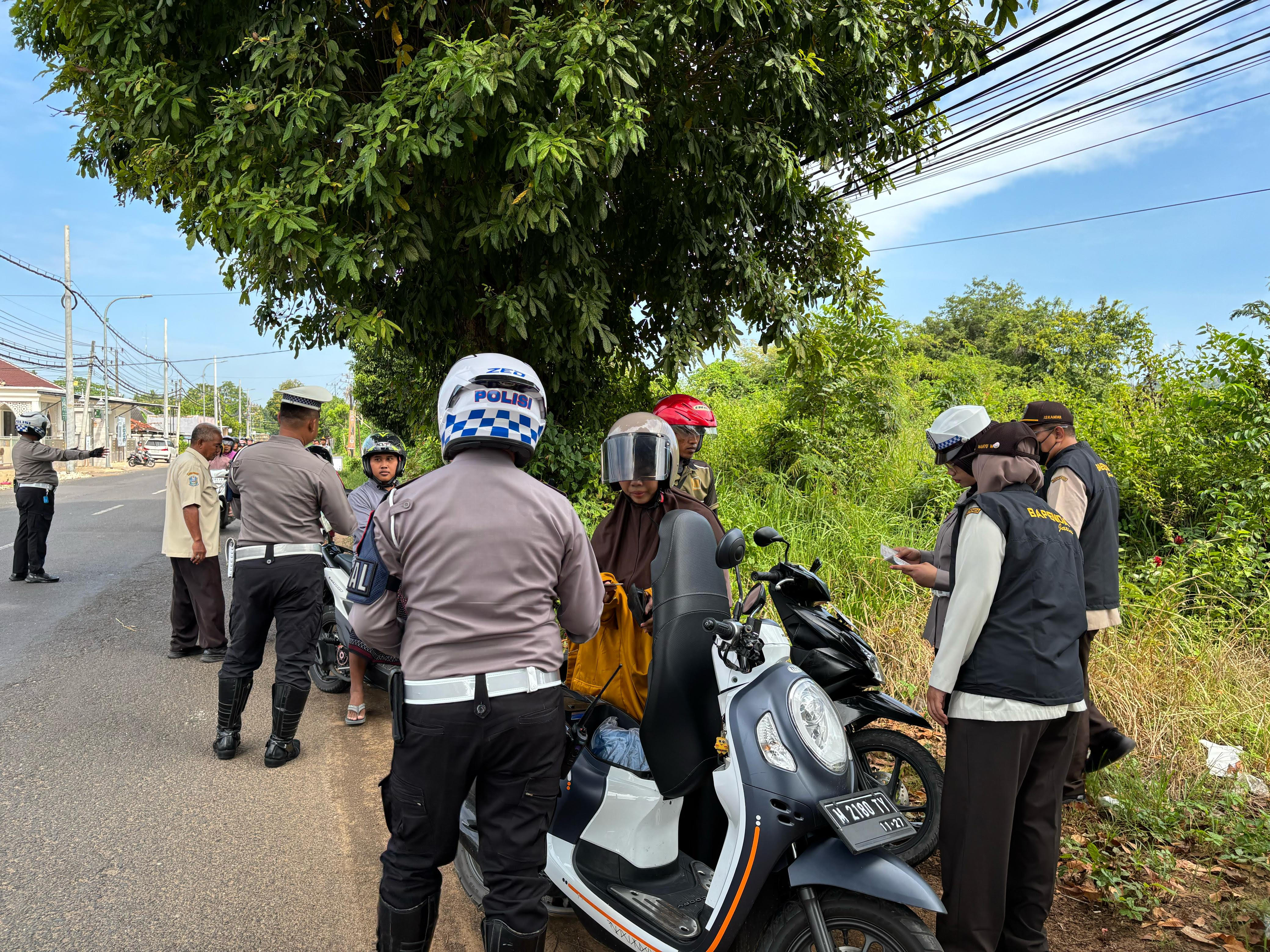 Operasi Gabungan Kendaraan Tertib Pajak Digelar di Sumenep