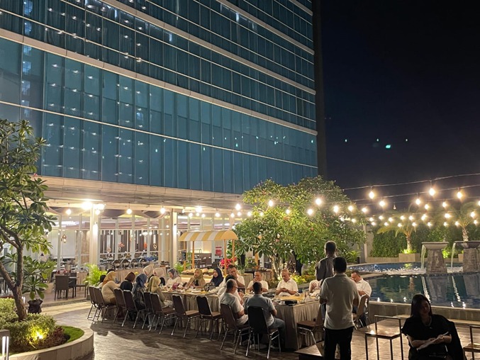 Santap Lezat Cita Rasa Nusantara di Hotel Santika Gresik, Simak Jadwalnya