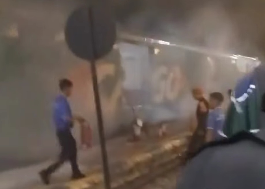 Viral Video Gerbong Kereta Api Terbakar di Stasiun Rogojampi