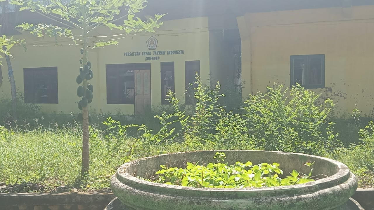 Kantor Cabor di Sumenep Jadi Sarang Jamur, Disbudporapar Sibuk Cari Alasan