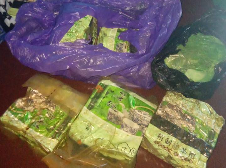 8 Paket Diduga Sabu Dibuang di Depan Koramil Masalembu