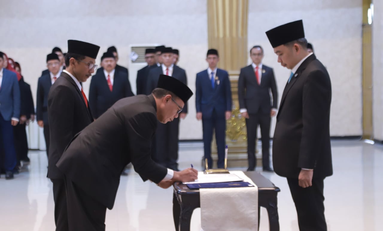 Hadapi Kemiskinan dan Masalah Sosial, Bupati Jember Rombak 21 Pejabat Eselon II