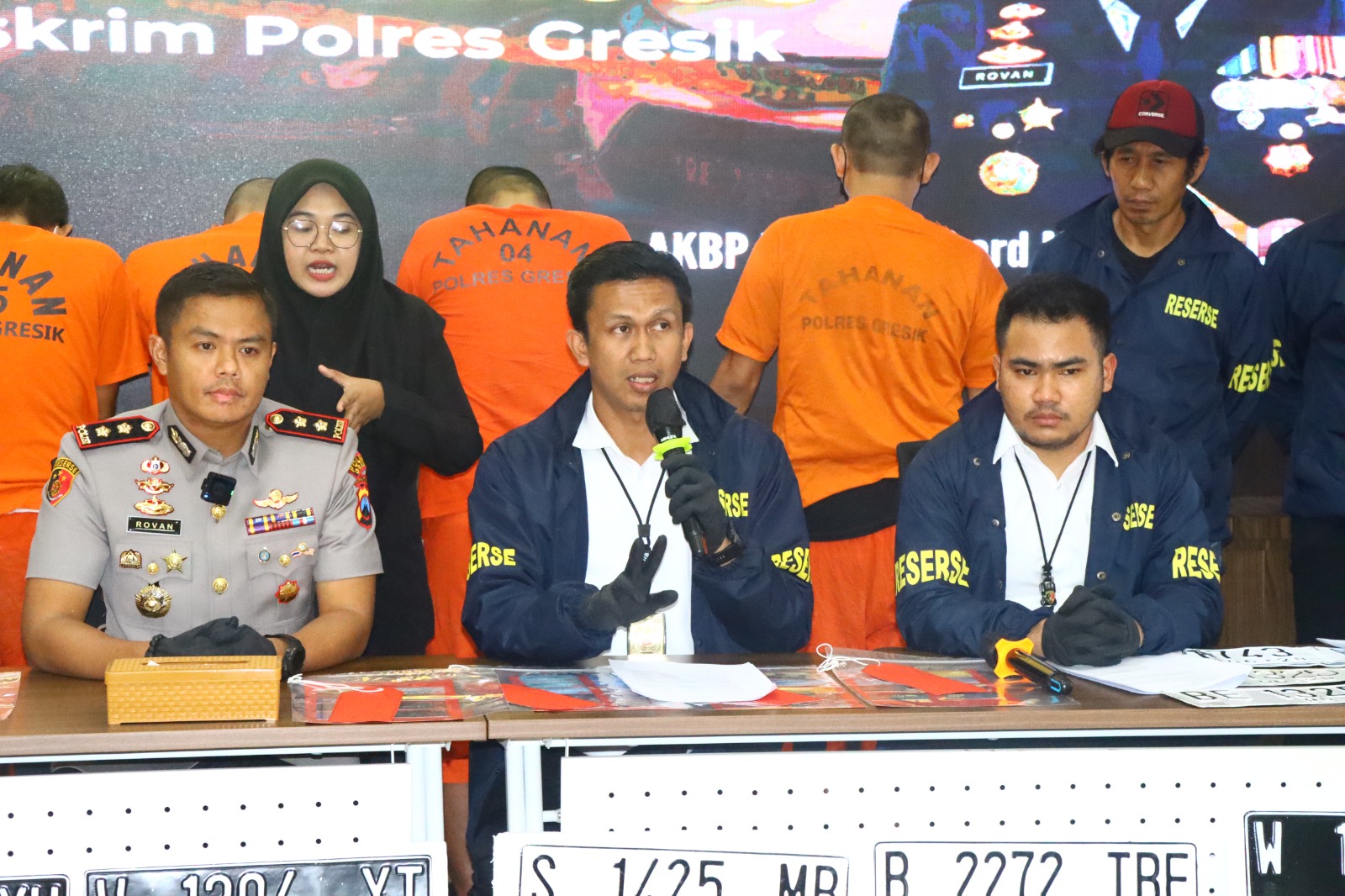 Modus Sindikat Penguras ATM: Pura-pura Bantu Korban, Intip Pin, Lalu Tukar Kartu Korban