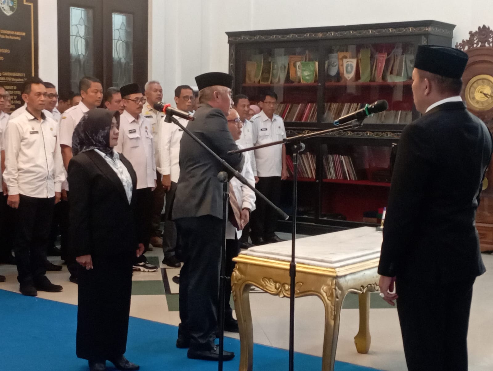 Direktur Perumda Air Minum Trunojoyo Sampang Dilantik, Berjanji Selaraskan Visi dengan Pemerintah