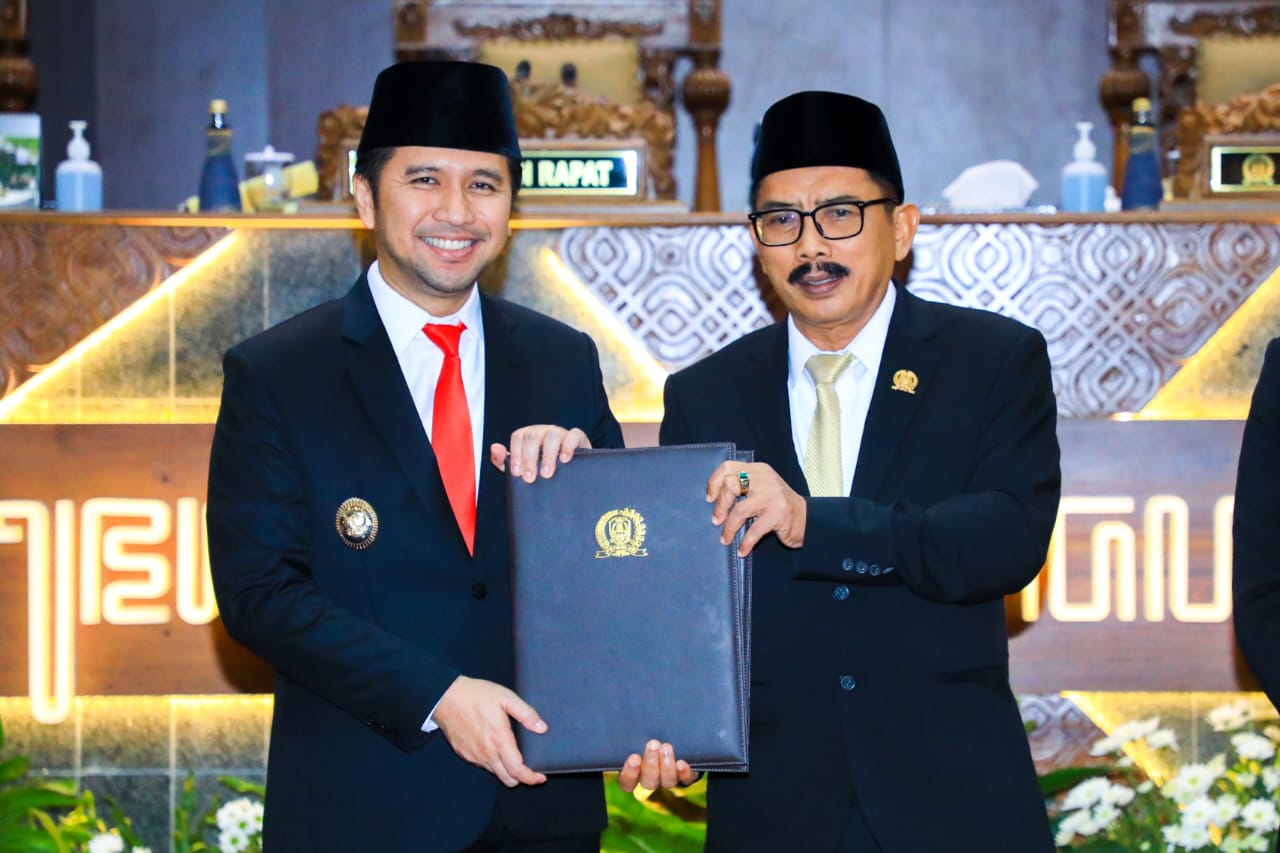 Raperda Pertanggungjawaban APBD Jatim 2024 Disetujui, Plt. Gubernur Emil : Pemprov Siap Lengkapi Seluruh Rekomendasi