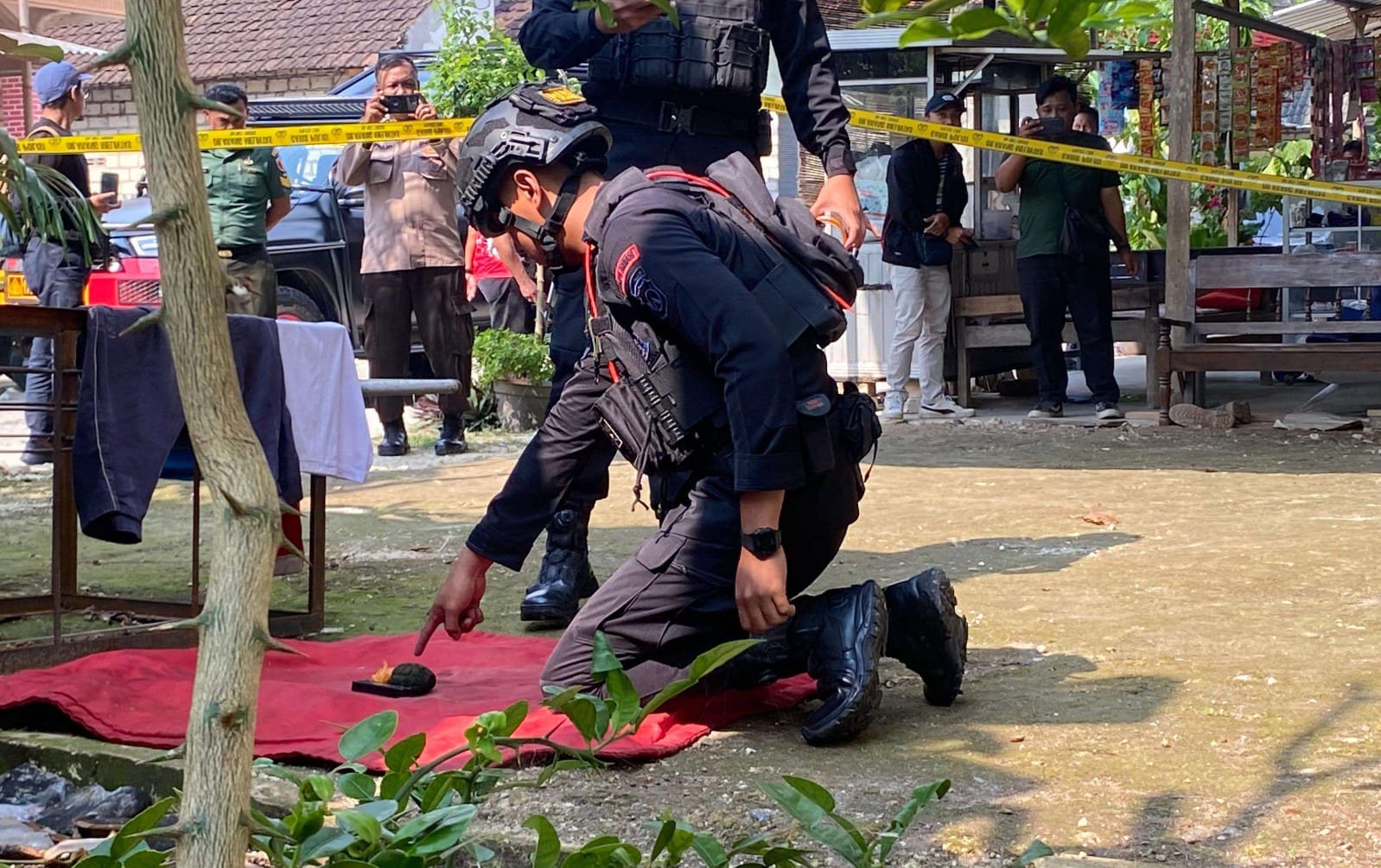 Bom Granat Ditemukan di Wisata Palang Tuban, Diduga Sudah Lama di Dasar Sungai