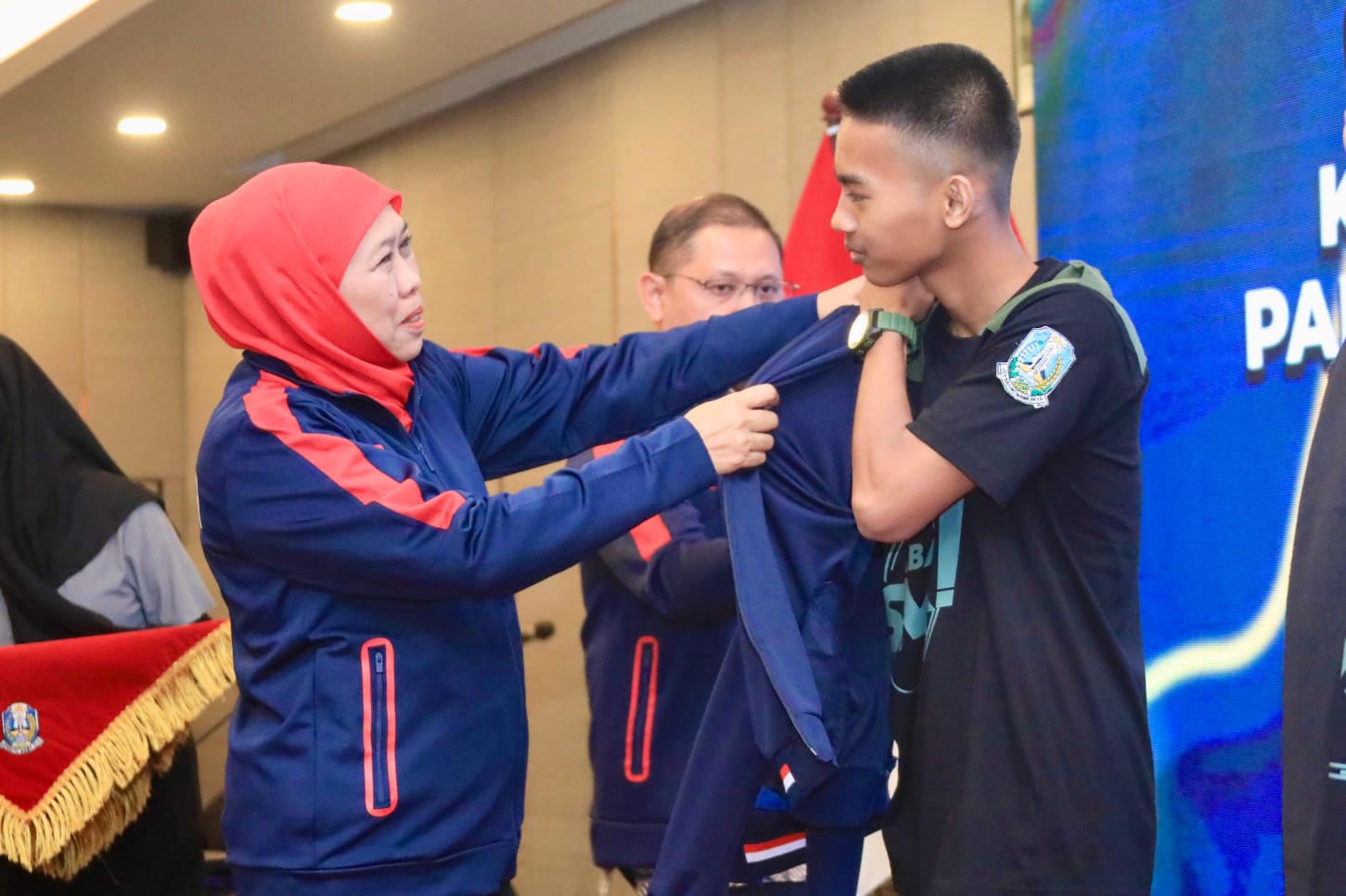 Iringi Langkah Juang Siswa SMK Jatim, Gubernur Khofifah Optimis Jawa Timur Hattrick Juara Umum LKS Dikmen Tingkat Nasional 2025