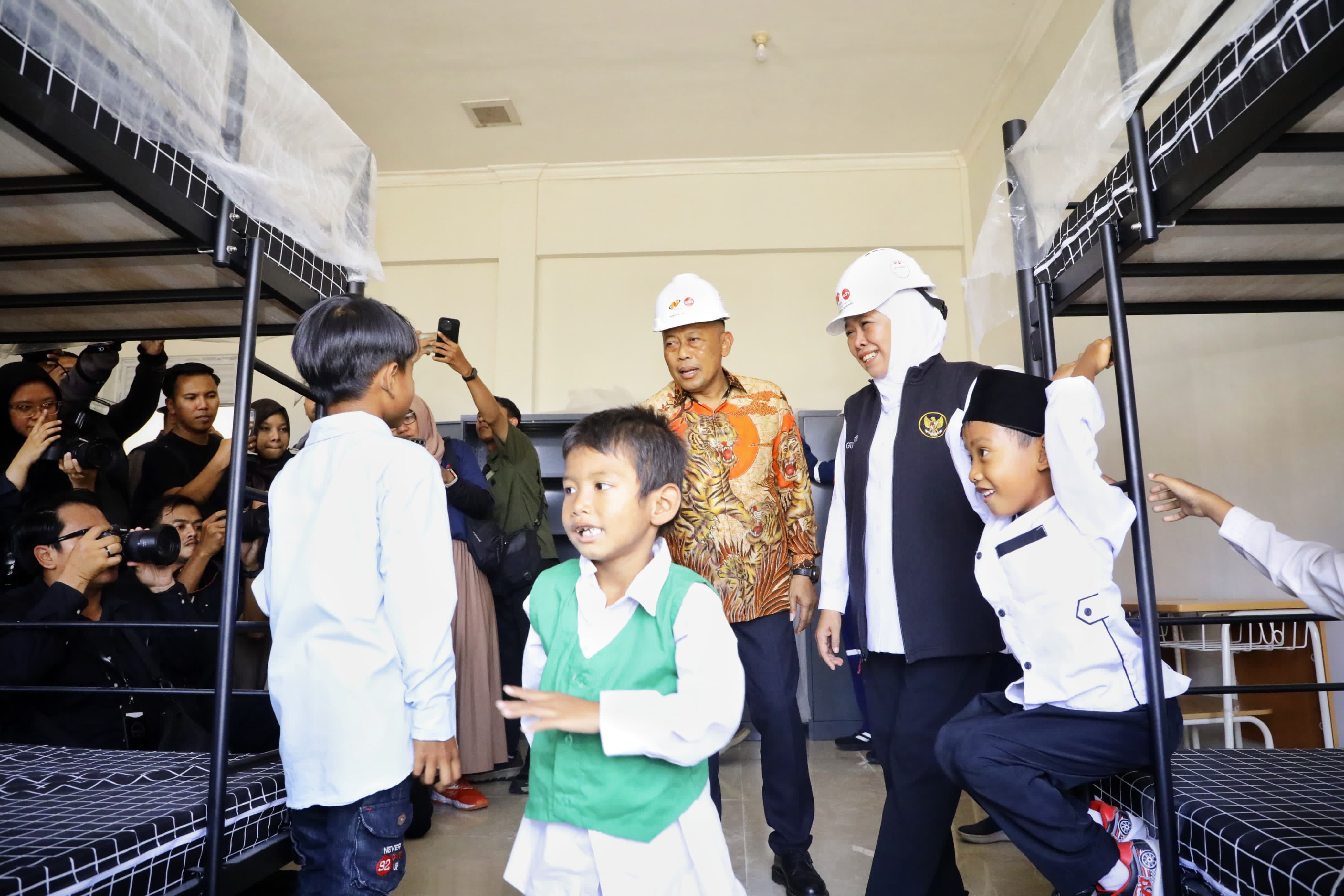 Gubernur Khofifah Apresiasi Sekolah Rakyat Ponorogo: Lengkap, Luas, dan Siap Cetak Anak Hebat