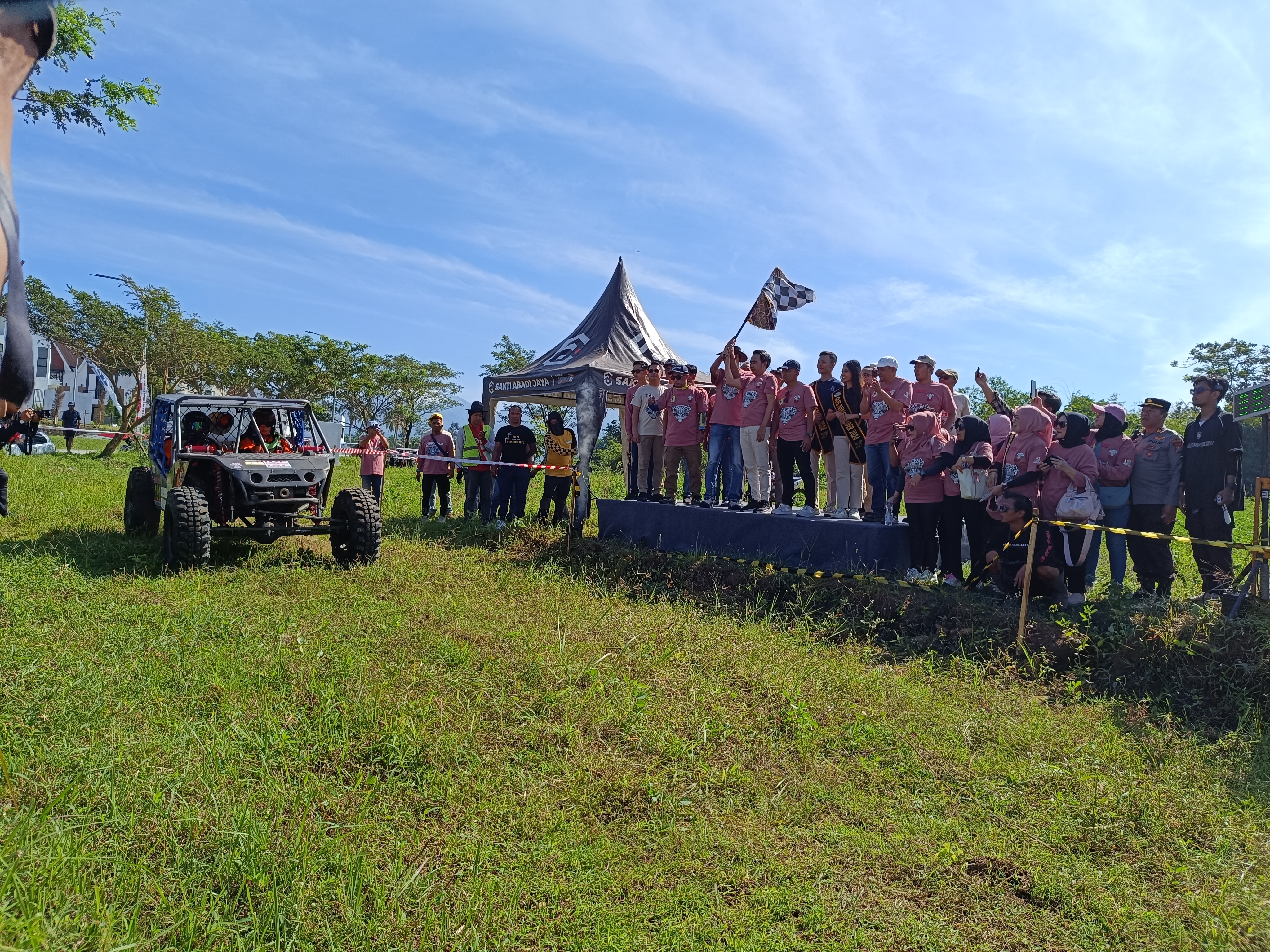 Jember Jadi Tuan Rumah Kejurnas Off-road IOF: Pacu Adrenalin di Sirkuit Perumahan Elit