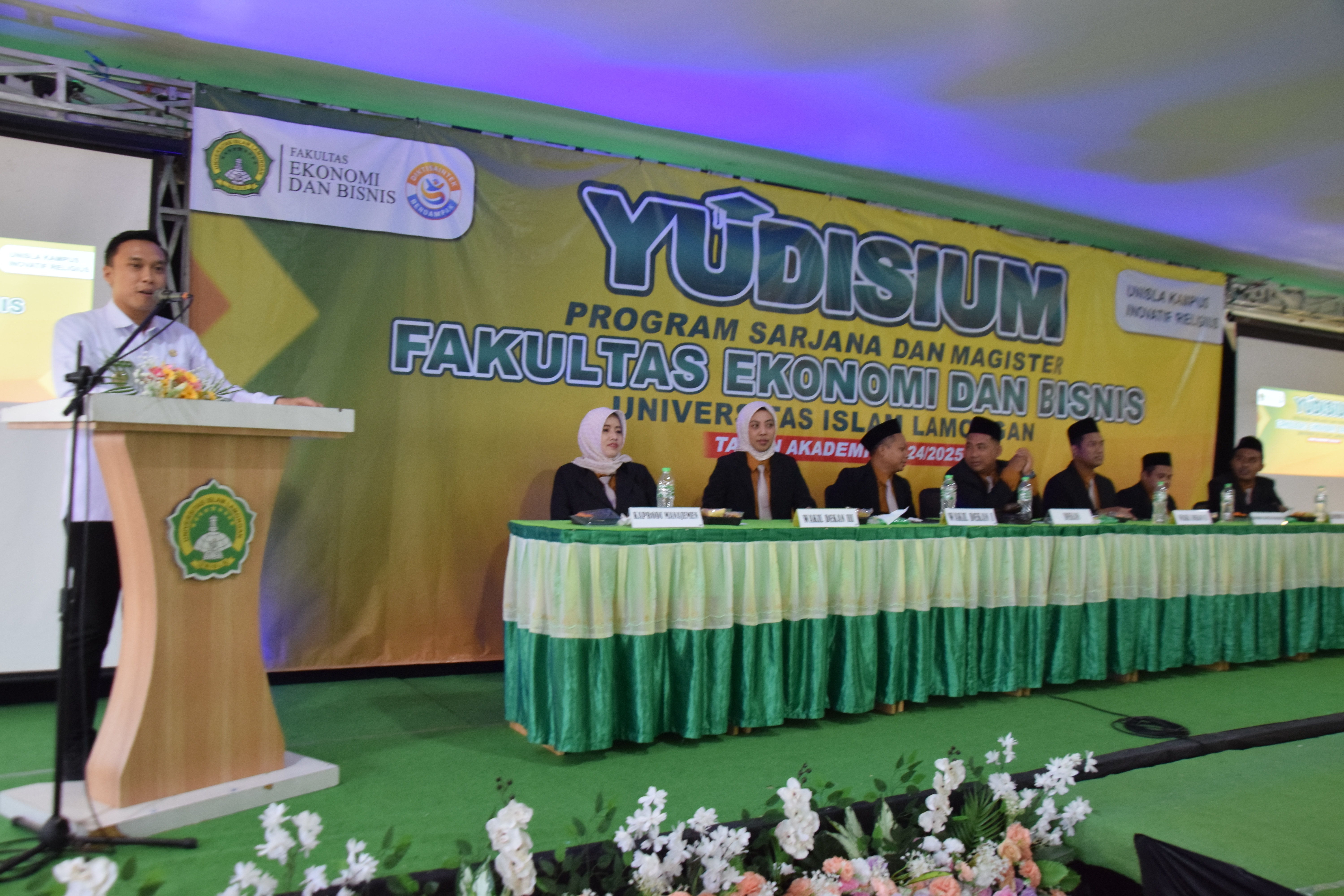 Hadiri Yudisium UNISLA, Mas Dirham Tekankan Peran Penting SDM Unggul