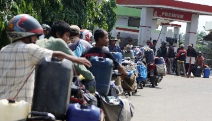 Kelangkaan BBM di Pulau Sepudi Sumenep Bukan Soal Kuota, Distribusi Terhambat Kapal Besar