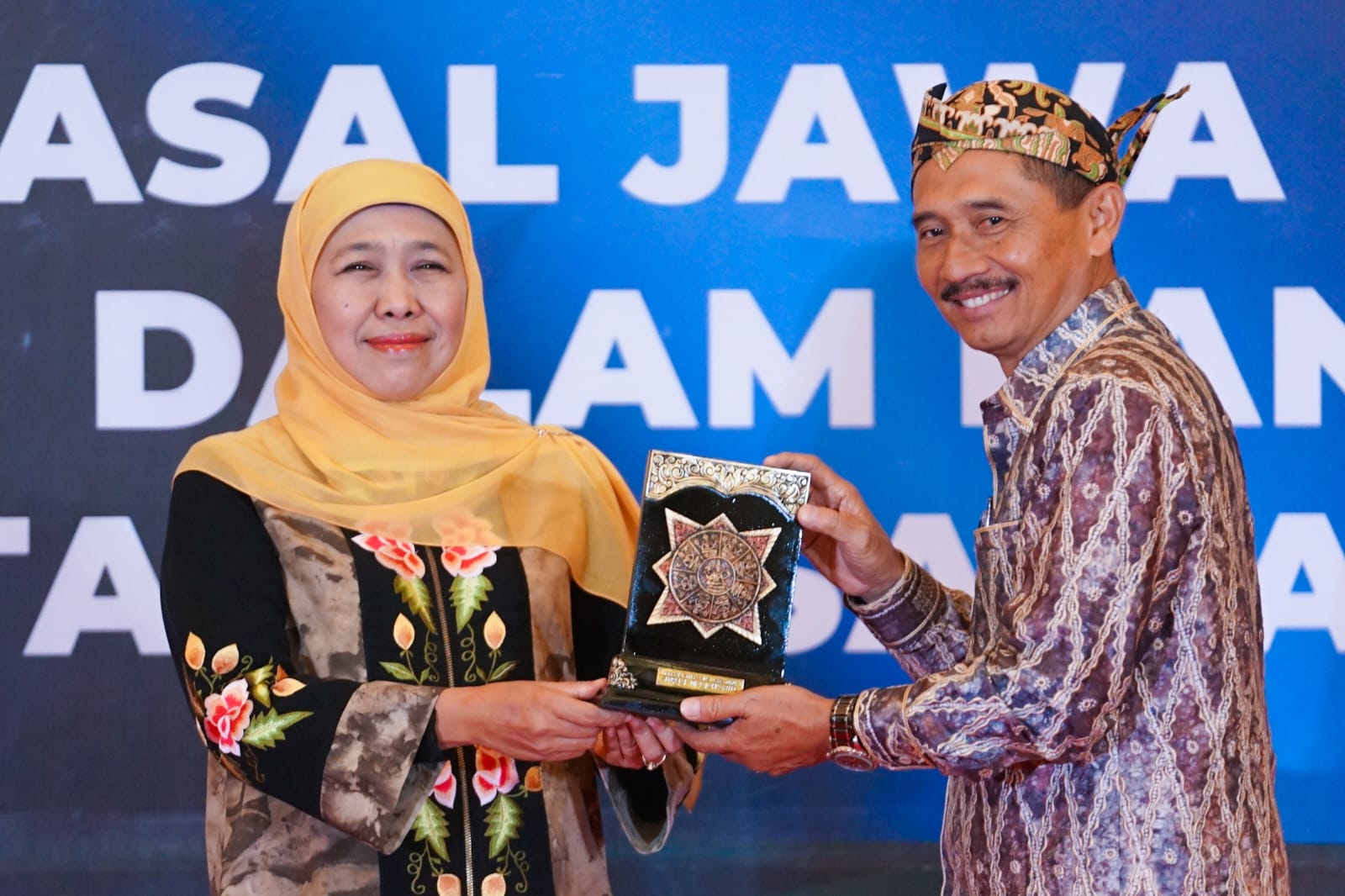 Perkuat Kolaborasi Ekonomi dan Persaudaraan, Gubernur Khofifah Bertemu Warga Kalsel Asal Jatim