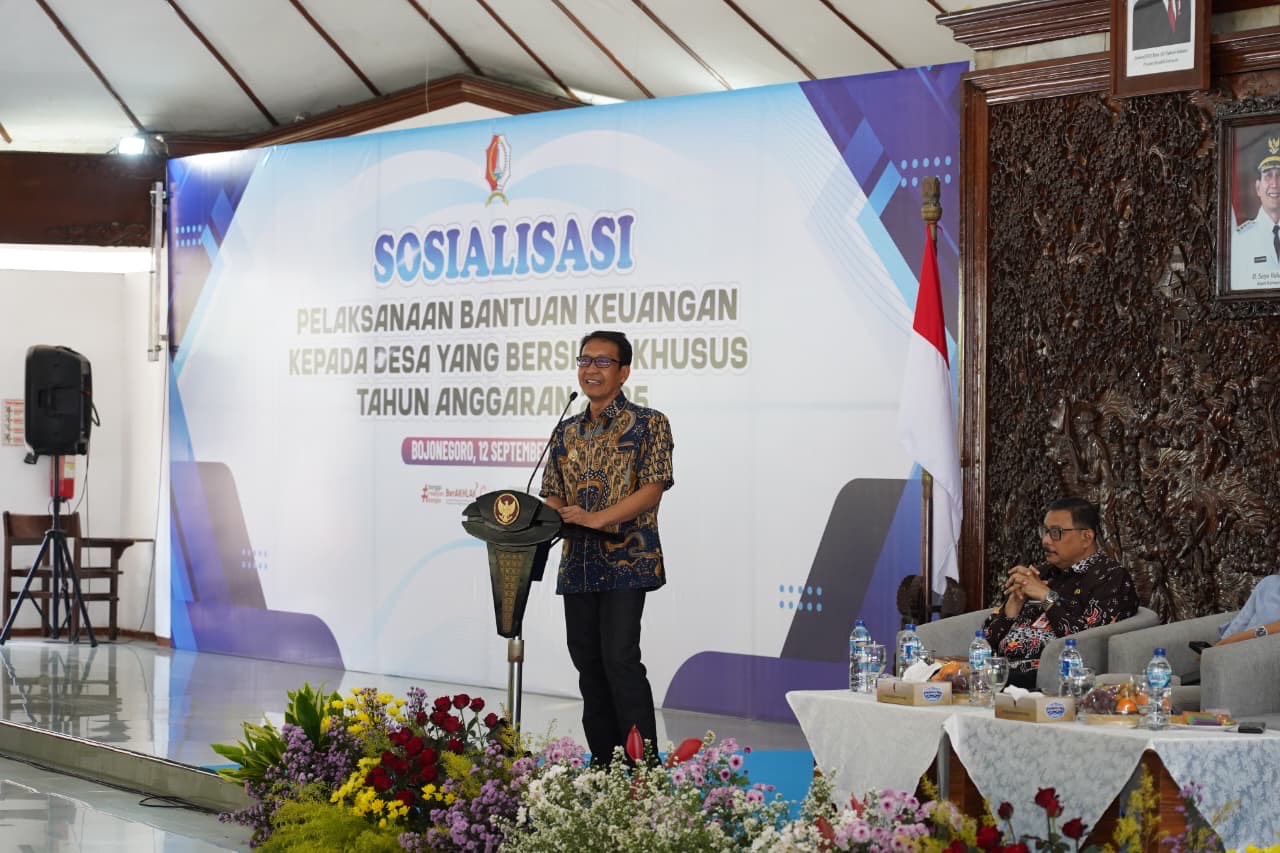 Bupati Bojonegoro Tekankan Transparansi dan Akuntabilitas dalam Sosialisasi BKKD 2025