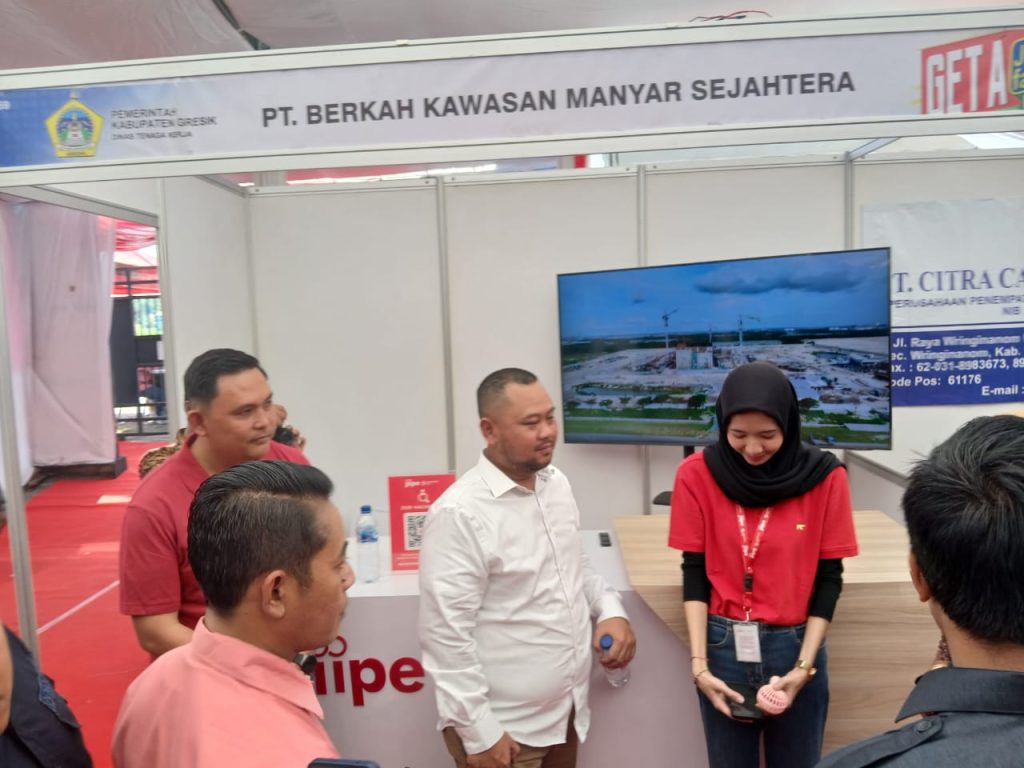 Pemkab Gresik Komitmen Tingkatkan Serapan Tenaga Kerja