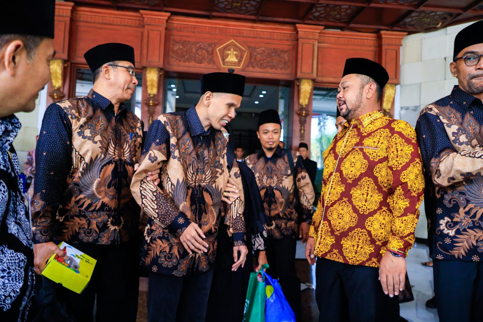 Dilepas Bupati Fandi Akhmad Yani, Khafilah Kabupaten Gresik Siap Berlaga di MTQ XXXI Jawa Timur