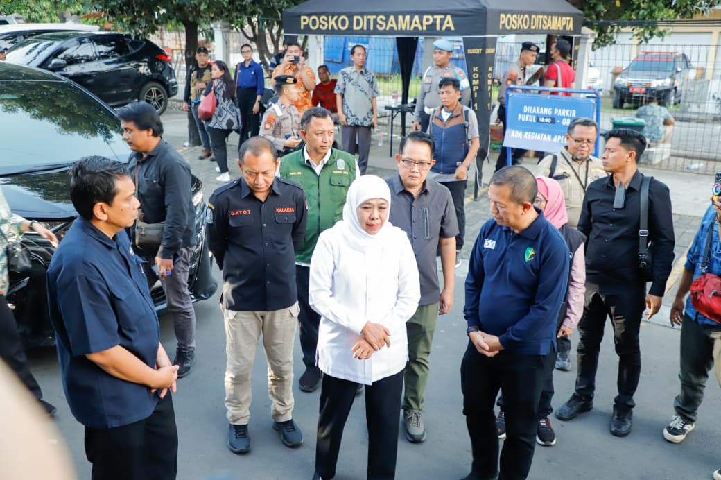 Pastikan Identifikasi Akurat, Gubernur Khofifah Tinjau Posko DVI Korban Runtuhnya Musala Ponpes Al Khoziny