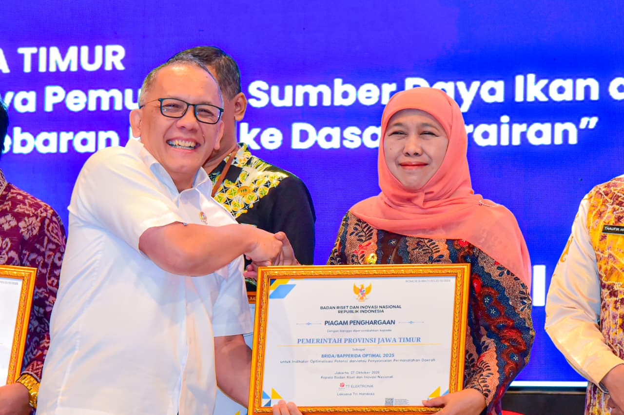 Pemprov Jatim Raih Penghargaan BRIDA/BAPPERIDA Optimal 2025 dari BRIN, Gubernur Khofifah Tegaskan Riset dan Inovasi Jadi