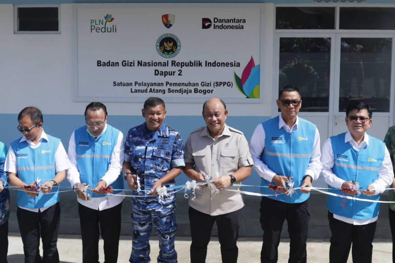 Salurkan Program Gizi Keluarga Sehat, PLN Bersama TNI AU Bangun Dapur 2 SPPG di Lanud Atang Sendjaja