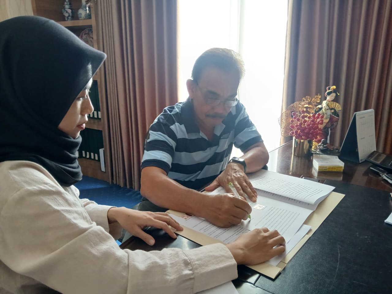 Penghuni Icon Apartemen Kembali Tandatangani AJB SHMSRS