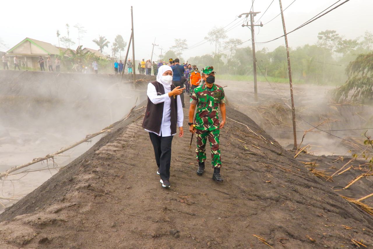 Pemprov Jatim Berkolaborasi BNPB, BMKG, dan Puspenerbal Juanda Gelar Operasi Modifikasi Cuaca