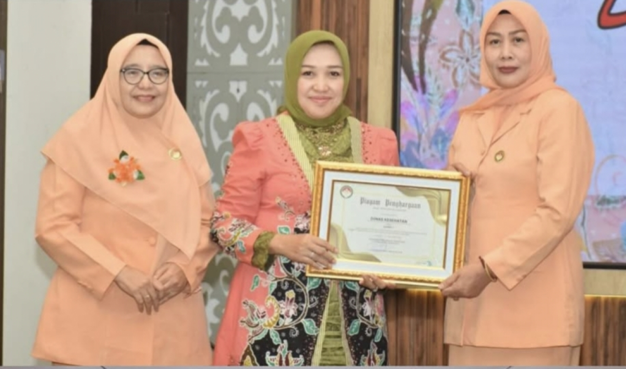 HUT DWP ke-26, Anis Yuhronur Efendi Ingatkan Para Ibu Tanggung Jawab Besar Siapkan Generasi Berprestasi