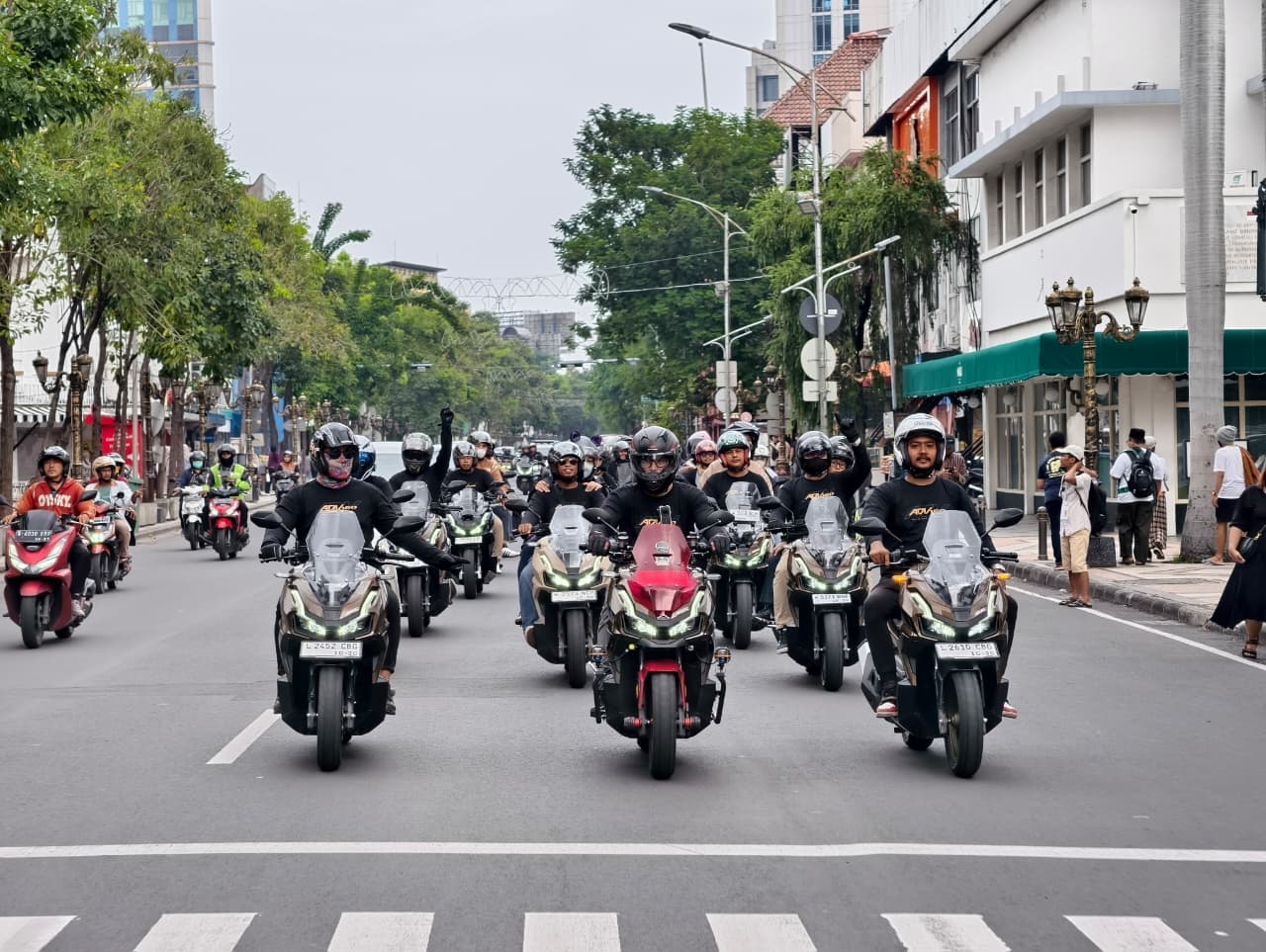 Hadapi Macet Libur Nataru, MPM Honda Jatim Bagikan Tips Cari Aman demi Keluarga Tersayang