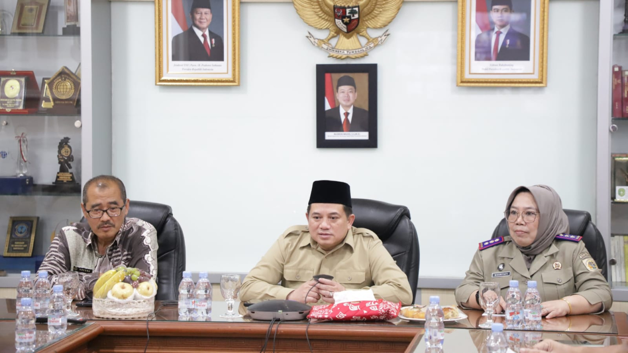 Kejar Target Akhir Tahun, Kakanwil BPN Jatim Instruksikan Seluruh Jajaran Lembur Tuntaskan Tunggakan