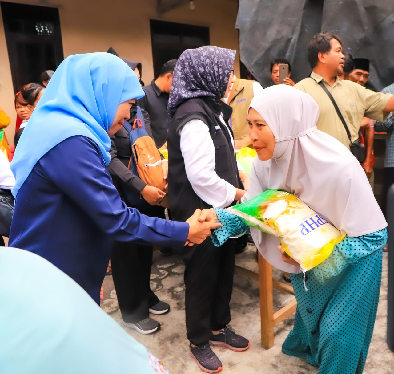 Pemprov Jatim Gelontorkan Sembako Murah Untuk Kontrol Harga Pangan