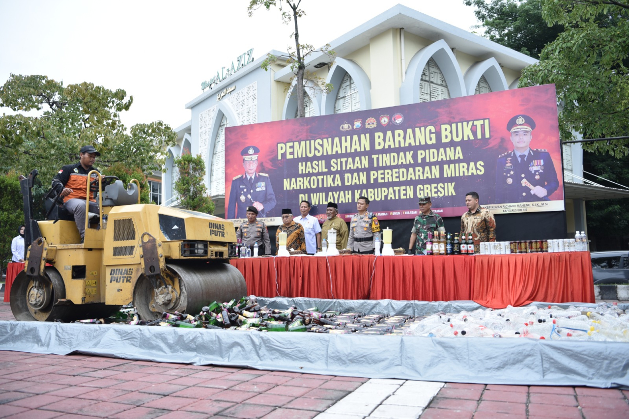 Sepanjang Tahun 2025, Polres Gresik Ungkap Ratusan Kasus Kriminal dan Narkoba