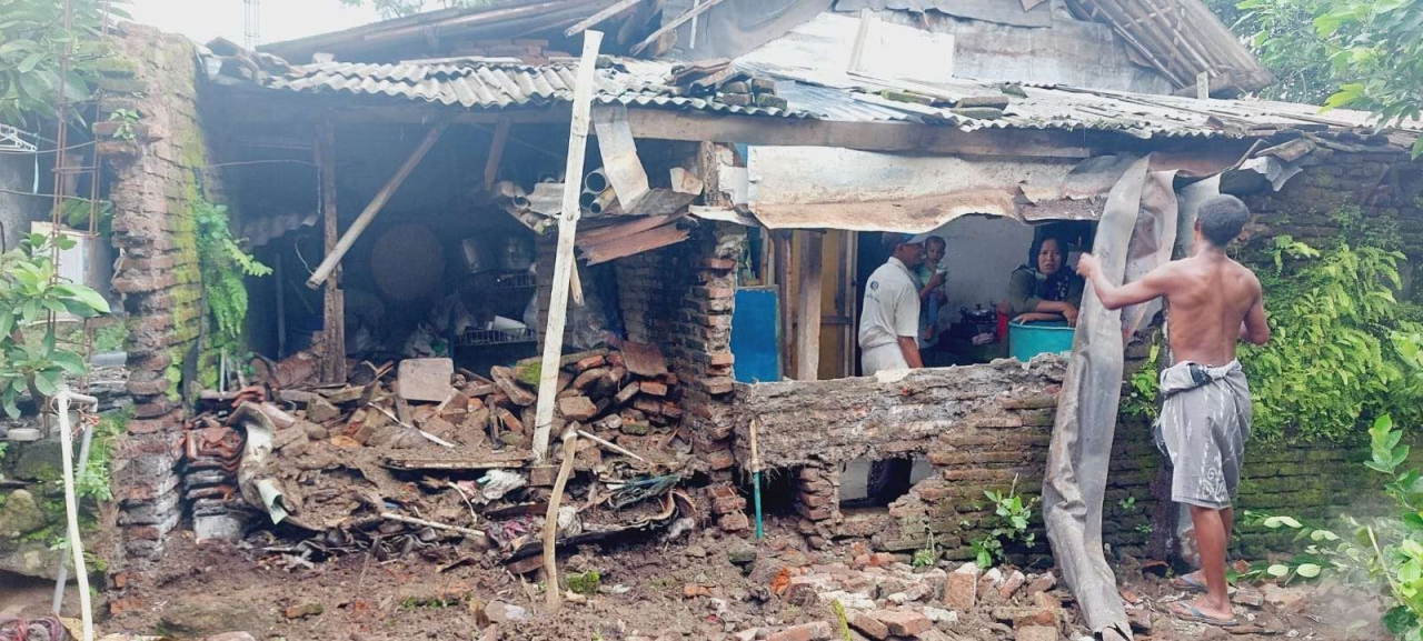 Hujan Deras Akibatkan Bencana Longsor di Tiga Kecamatan di Kabupaten Pasuruan