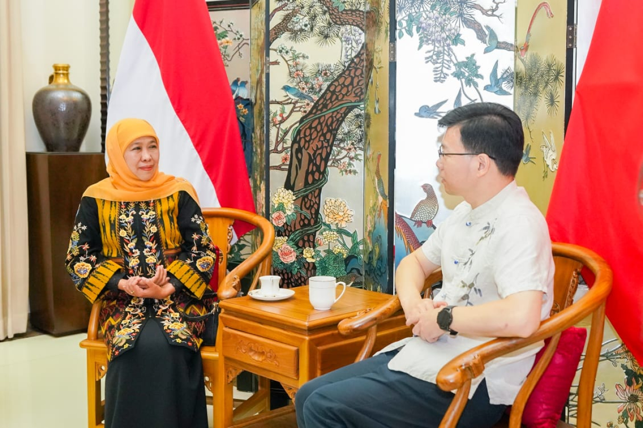 Gubernur Khofifah dan Konjen RRT Kuatkan Kerja Sama Peningkatan SDM dan Perdagangan
