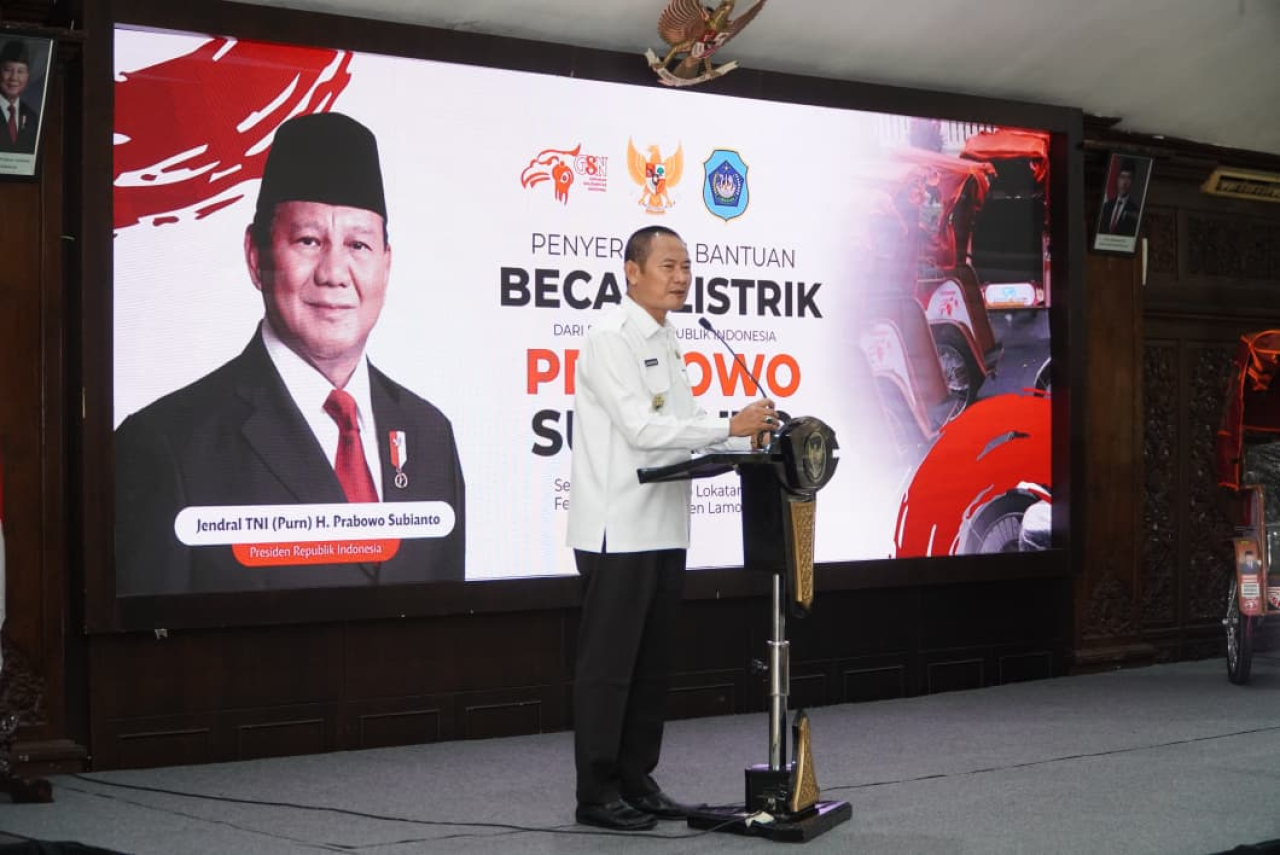 Modernisasi Transportasi Rakyat, 200 Pengemudi Becak Lamongan Terima Bantuan Becak Listrik dari Presiden Prabowo