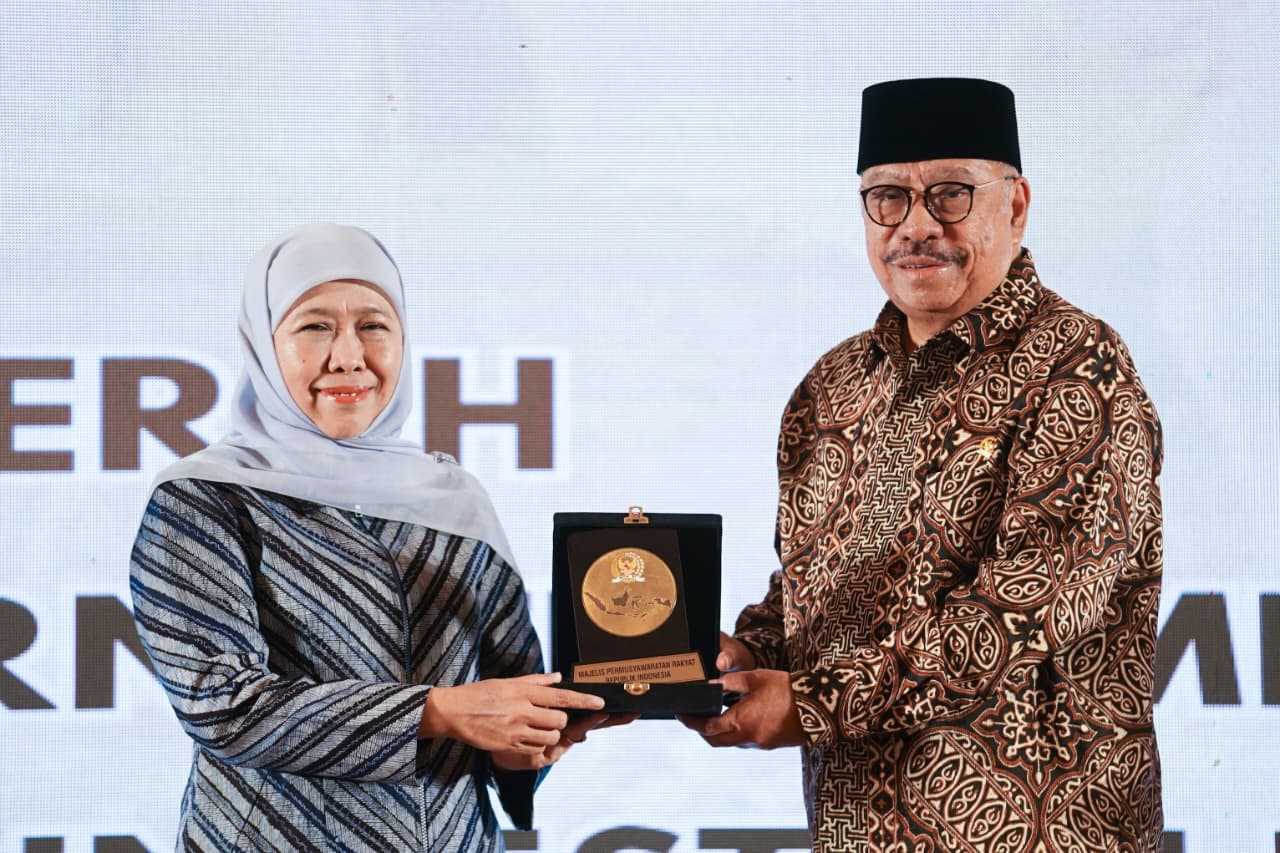 Gubernur Khofifah Paparkan Creative Financing sebagai Inovasi Kemandirian Fiskal dalam Sarasehan Nasional MPR RI