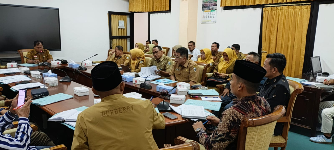 FGTKN Minta DPRD Dukung Kepastian Gaji dan Peralihan Status PPPK Paruh Waktu di Sampang