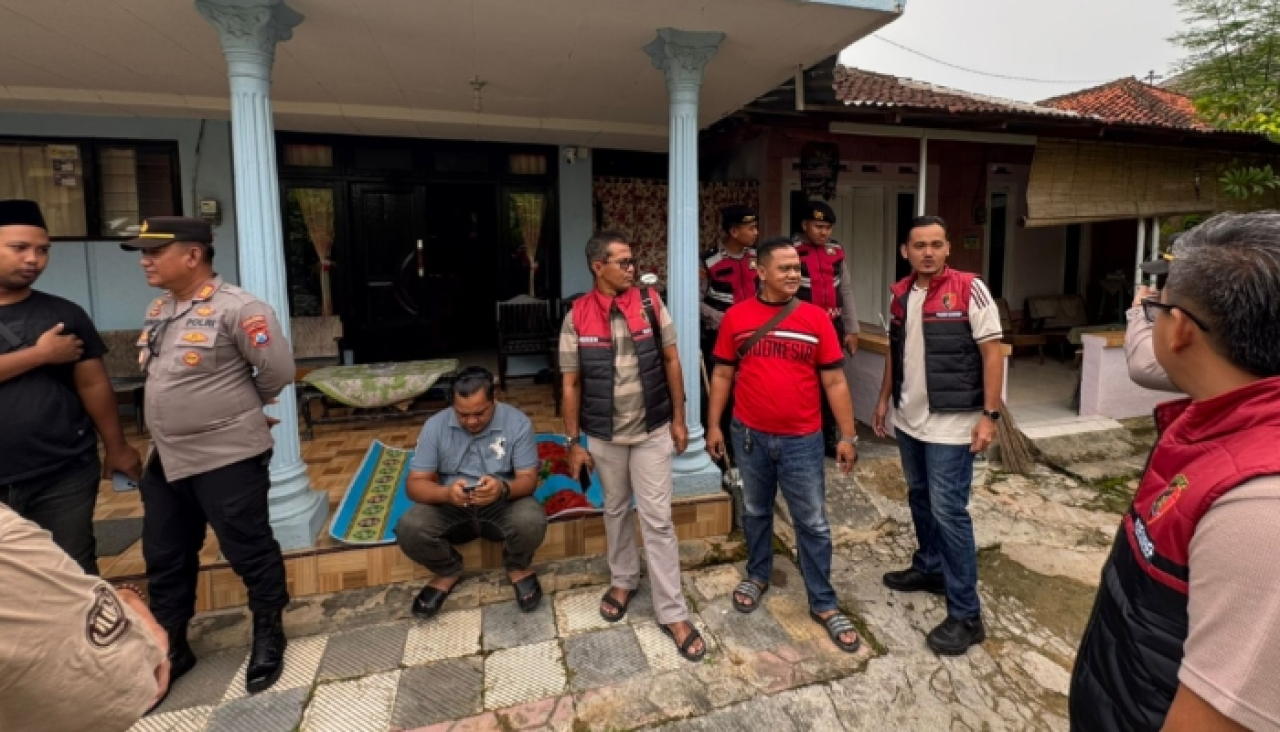 Lima Hari Tak Keluar Kamar, Pria di Pajagalan Ditemukan Wafat di Depan Sang Adik yang Stroke