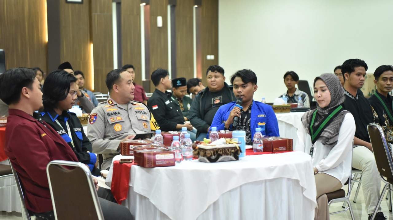 Perkuat Sinergi Jaga Kamtibmas, Kapolres Gresik Ajak Mahasiswa Jadi Corong Demokrasi yang Kondusif