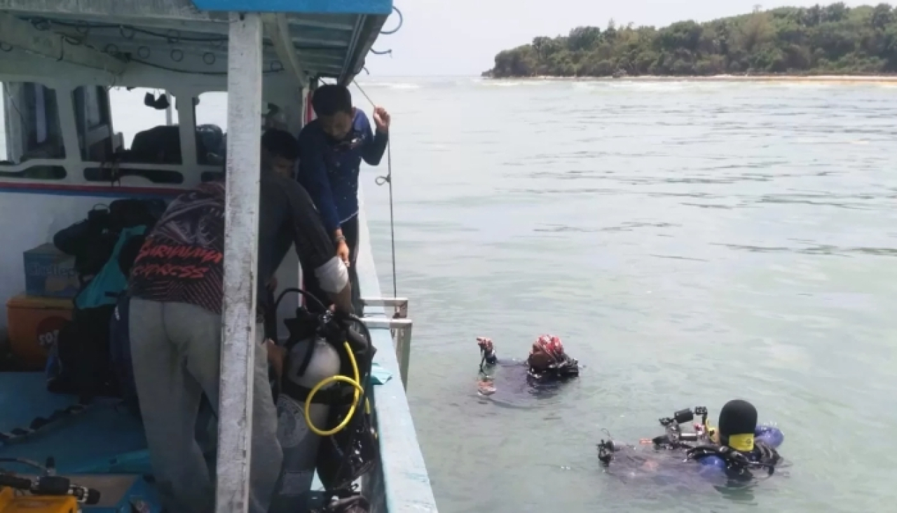 Tumpahan CPO di Gili Iyang Meluas, KLH dan DLH Bentuk Tim Gabungan Selidiki Dampak Bawah Laut