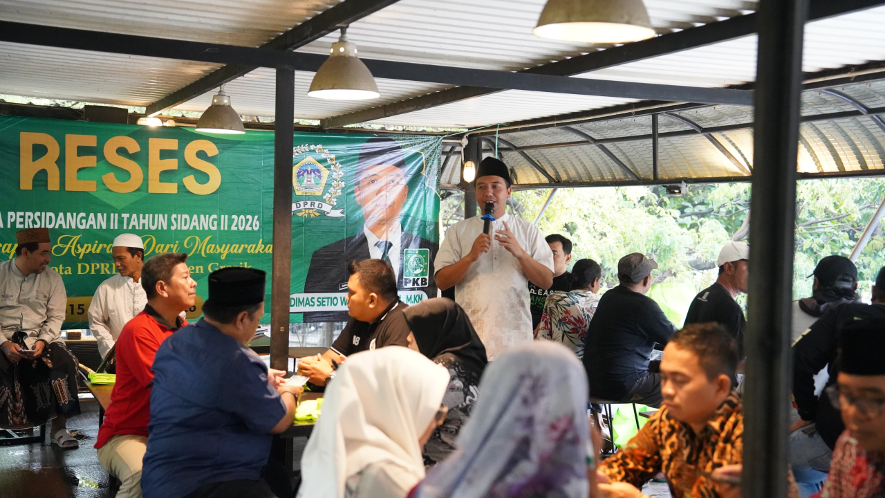 Dimas Setio Wicaksono Serap Aspirasi Warga Kebomas dan Gresik Kota Terkait Infrastruktur Jalan hingga Pendidikan