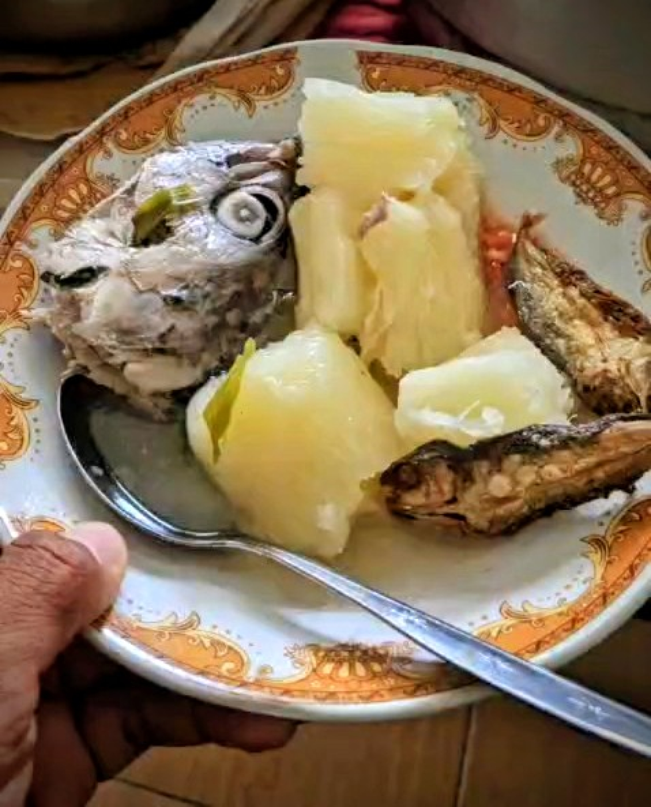 Obi Kolop dan Jukok Kella Pendeng siap makan (Dok)