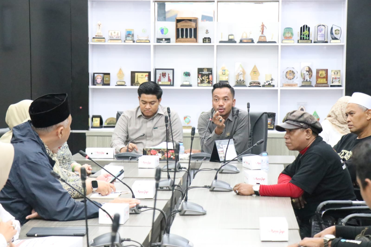 Audiensi Penonaktifan PBI JKN, DPRD–Dinsos–BPJS Gresik Sepakat Percepat Reaktivasi dan Perkuat Transparansi