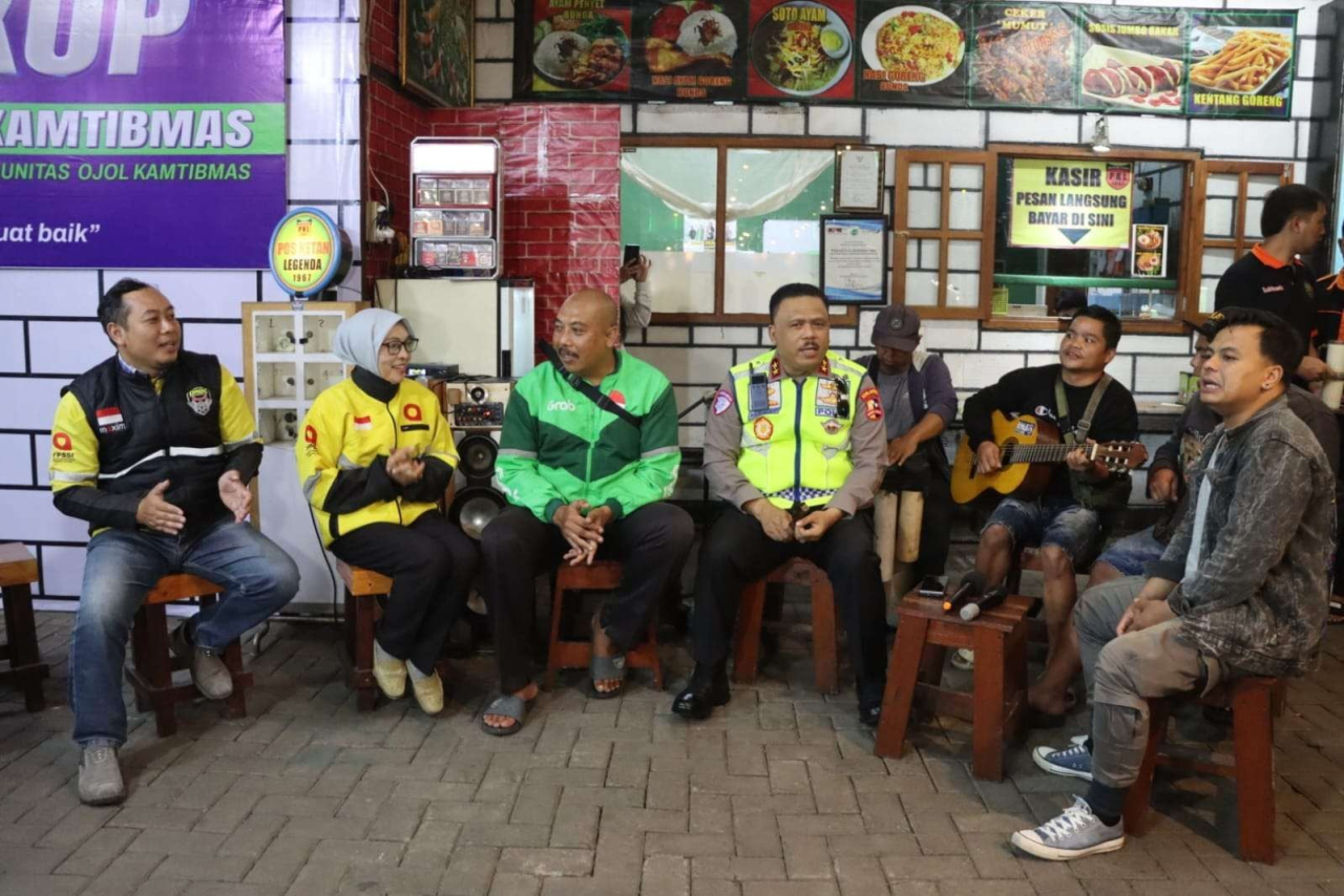 Kakorlantas Polri Ajak Ojol Batu Bersama-sama Jaga Keselamatan