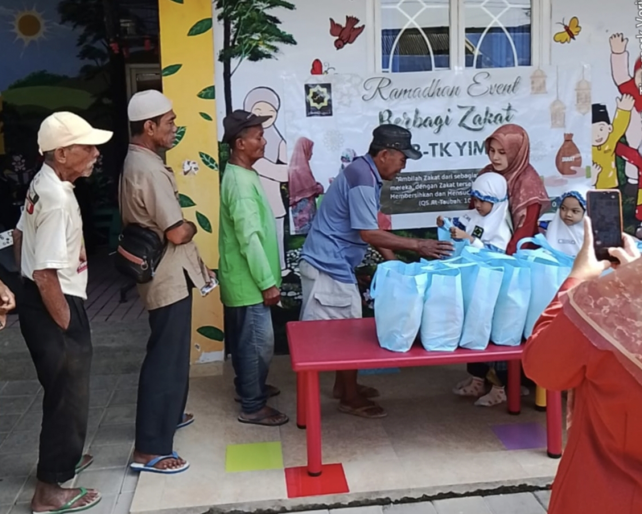 Ajarkan Empati Sejak Dini, KBTK YIMI Gelar Ramadan Event Berbagi Zakat